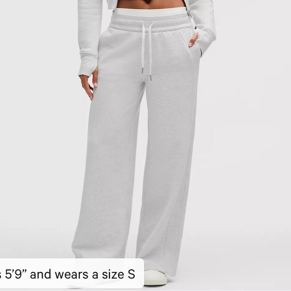 Lululemon Scuba Mid-Rise Wide-Leg Pants 28” inseam - Picture 1 of 9